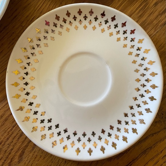 “Golden Wheat” pattern Homer Laughlin Dinnerware - Picture 6 of 6